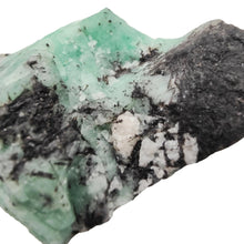 Load image into Gallery viewer, Emerald Specimen # 198