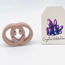 Load image into Gallery viewer, Beads - Silicone Focal Reduced to Clear