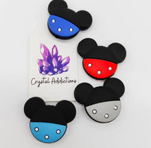 Load image into Gallery viewer, Beads - Silicone Focal Reduced to Clear