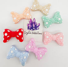 Load image into Gallery viewer, Beads - Silicone Focal Reduced to Clear