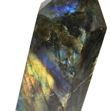 Load image into Gallery viewer, Labradorite Point #78