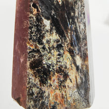 Load image into Gallery viewer, Arfvedsonite Point #79