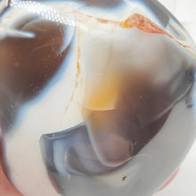 Load image into Gallery viewer, Orca Agate Heart # 35
