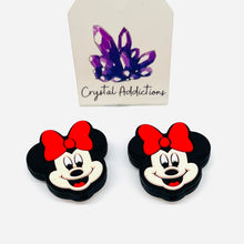 Load image into Gallery viewer, Beads - Silicone Focal #2