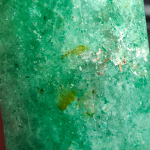 Load image into Gallery viewer, Green Strawberry Point # 16