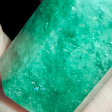 Load image into Gallery viewer, Green Strawberry Point # 66