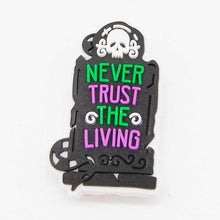 Load image into Gallery viewer, Beads - Silicone Focal #3