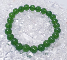Load image into Gallery viewer, Green Jade Bracelet