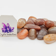 Load image into Gallery viewer, Peach/Chocolate Moonstone Tumble