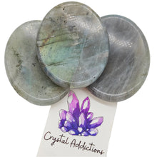 Load image into Gallery viewer, Labradorite Thumbstone