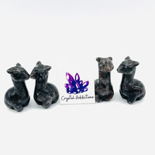 Load image into Gallery viewer, Crystal Llama