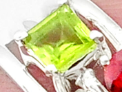 Load image into Gallery viewer, Peridot Stackable Ring