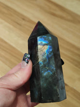 Load image into Gallery viewer, Labradorite Point #78
