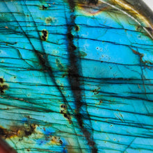 Load image into Gallery viewer, Labradorite Freeform # 140
