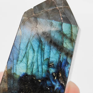 Labradorite Point # 104