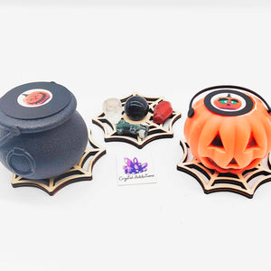 Halloween Cauldrons & Pumpkins