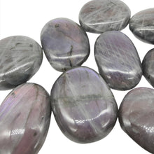 Load image into Gallery viewer, Labradorite Purple Palmstones
