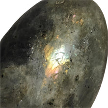 Load image into Gallery viewer, Labradorite Egg # 96
