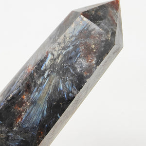 Arfvedsonite + Garnet Point # 176