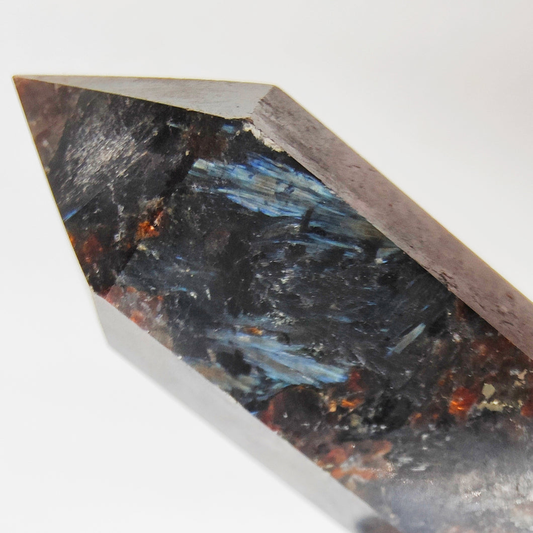 Arfvedsonite + Garnet Point # 118