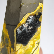 Load image into Gallery viewer, Bumblebee Jasper Point # 70
