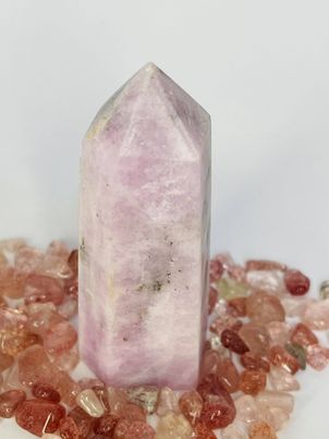 Kunzite Point #121