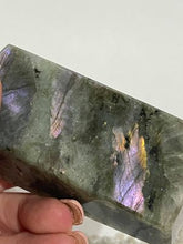 Load image into Gallery viewer, Labradorite Freeform # 62
