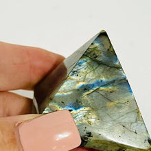 Load image into Gallery viewer, Labradorite Pyramid #71
