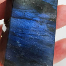 Load image into Gallery viewer, Labradorite Point P.I # 83
