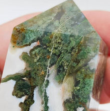 Load image into Gallery viewer, Moss Agate Point # 184
