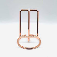 Load image into Gallery viewer, Rose Gold Specimen &amp; Slice Stands
