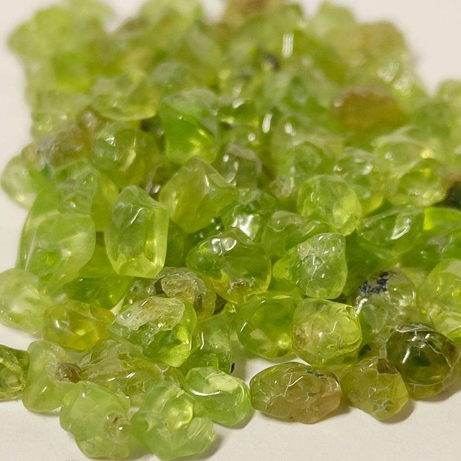 Olivine (Peridot) Chips
